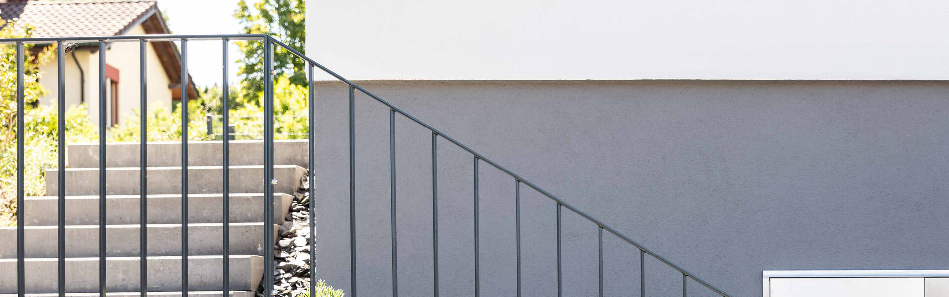 Französischer Balkon Stabgeländer Treppengeländer Balustrade Gitter Holzoptik 