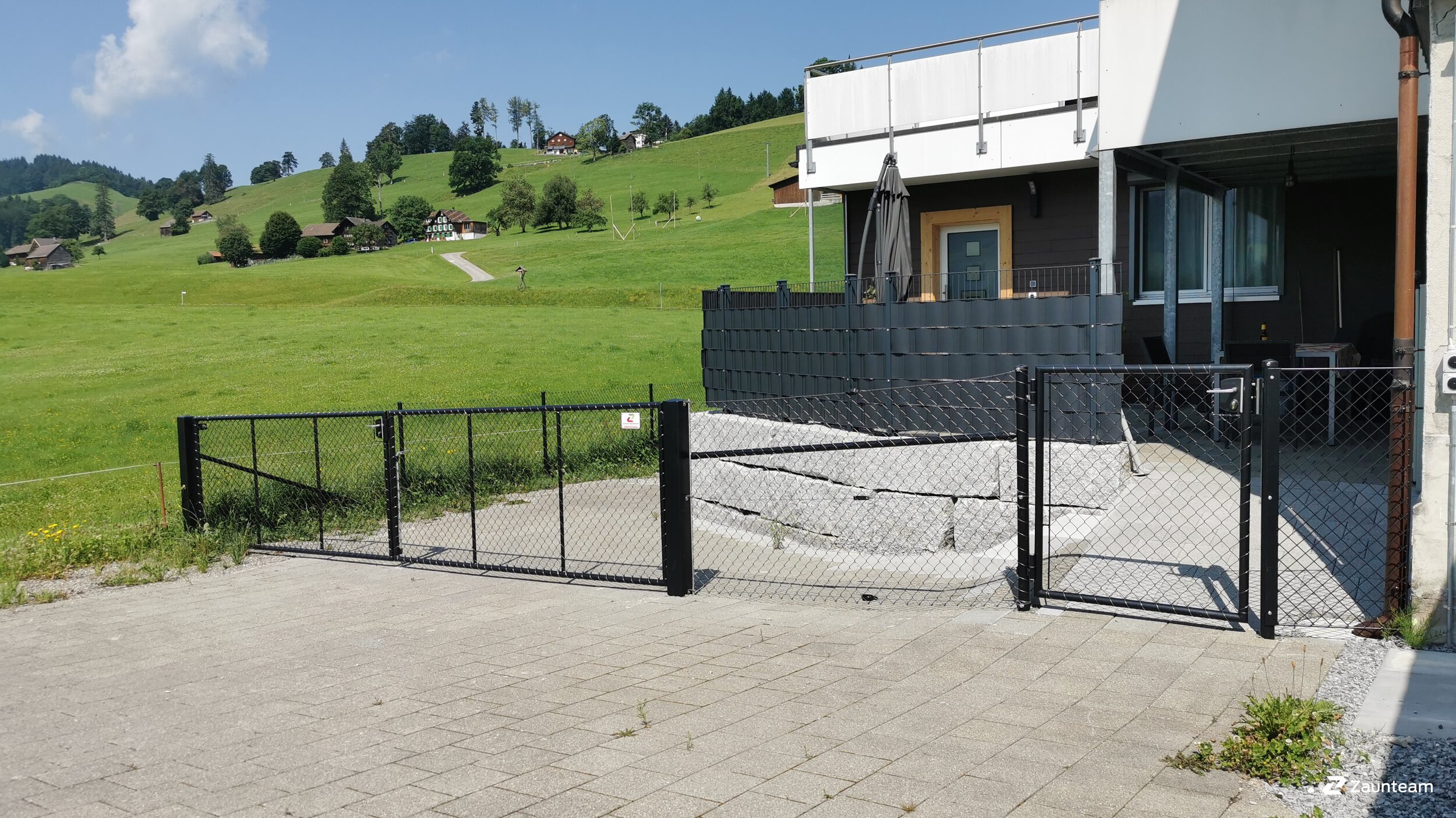 Grillage diagonal de 2021 à 9104 Waldstatt Suisse de Zaunteam Appenzellerland.
