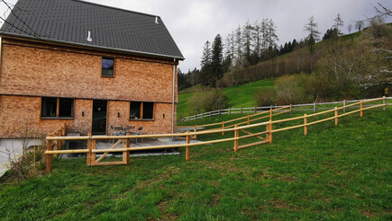 Halbrundlattenzaun aus dem 2021 in 9056 Gais Schweiz von Zaunteam Appenzellerland.