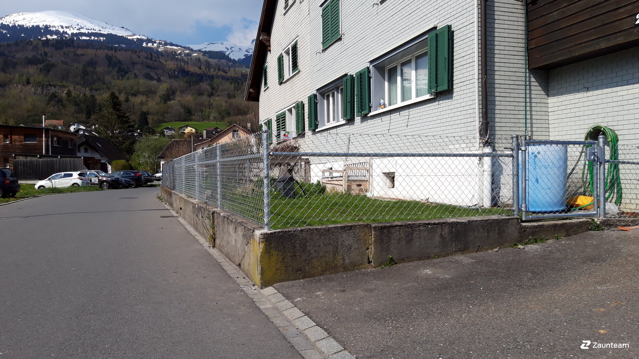 Grillage diagonal de 2021 à 9470 Räfis Suisse de Zaunteam Werdenberg.