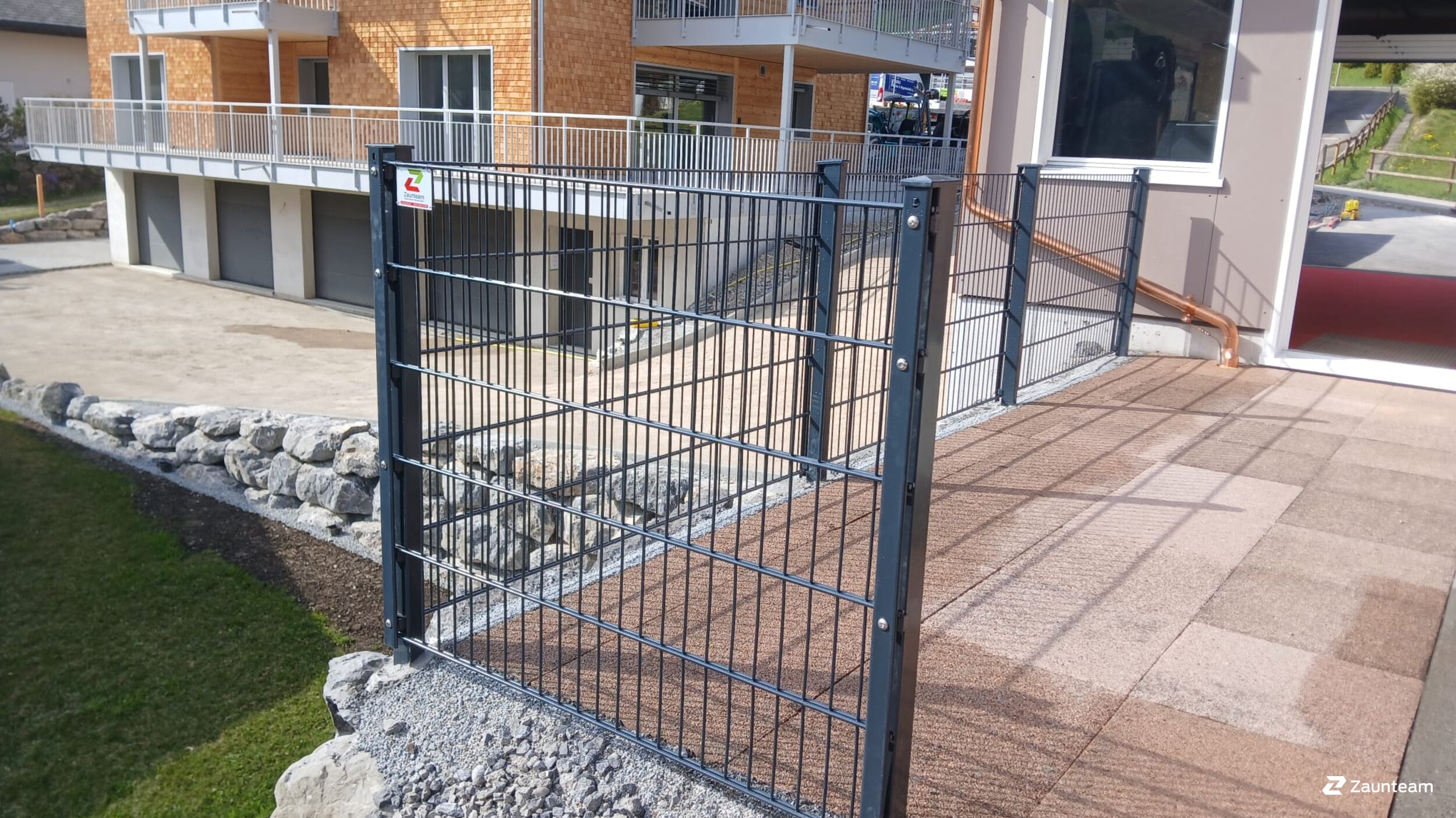 Doppelstabmattenzaun aus dem 2026 in 9658 Wildhaus Schweiz von Zaunteam Werdenberg.