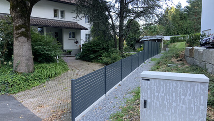 Protection brise-vue en aluminium de 2019 à 7310 Bad Ragaz Suisse de Zaunteam Heidiland.