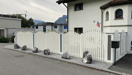 Aluminium Sichtschutz aus dem 2021 in 9495 Triesen Schweiz von Zaunteam Heidiland.