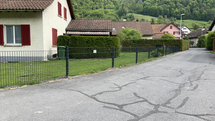Clôture en panneau double fil de 2019 à 8888 Heiligkreuz Suisse de Zaunteam Heidiland.