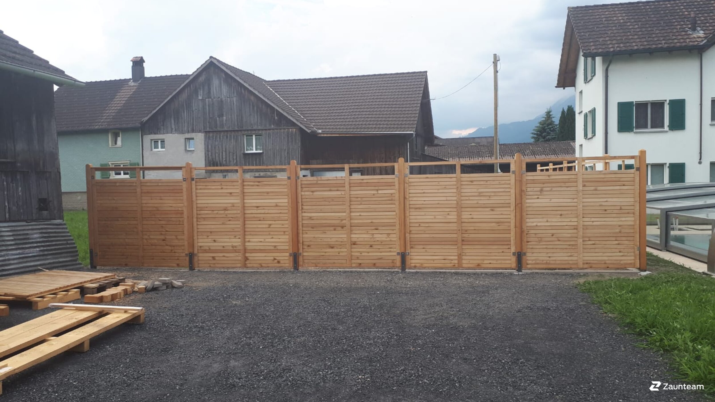 Protection brise-vue en bois de 2018 à 8887 Sankt Gallen Suisse de Zaunteam Heidiland.