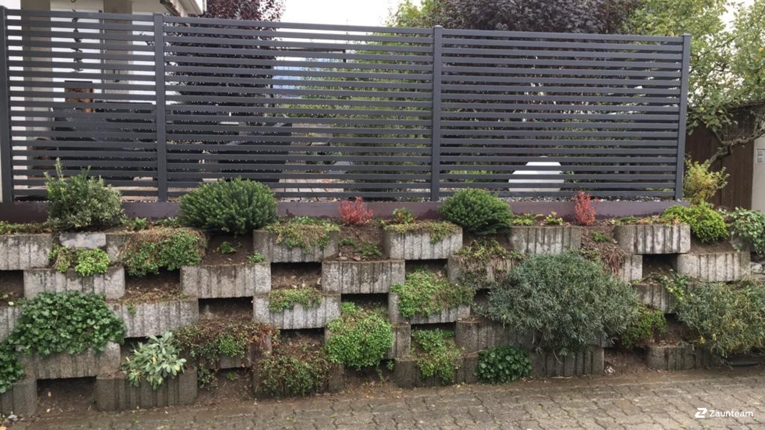 Sichtschutzwand Aluminium