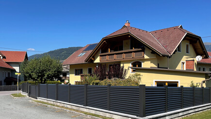 Protection brise-vue en aluminium de 2021 à 9620 Möderndorf Autriche de Zaunteam Kärnten-West-Osttirol.