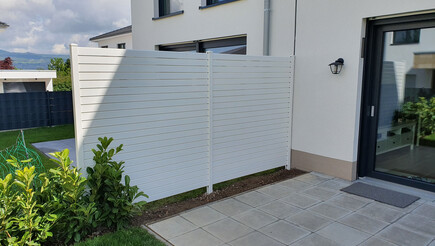 Protection brise-vue en aluminium de 2021 à 55218 Ingelheim Allemagne de Zaunteam Hunsrück-Nahe.