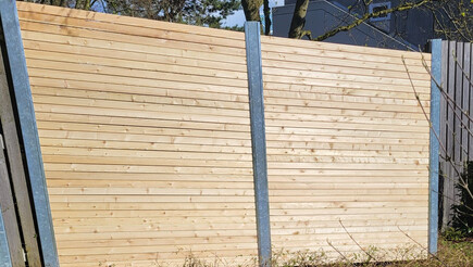 Protection brise-vue en bois de 2024 à 73092 Heiningen Allemagne de Franchise AG.