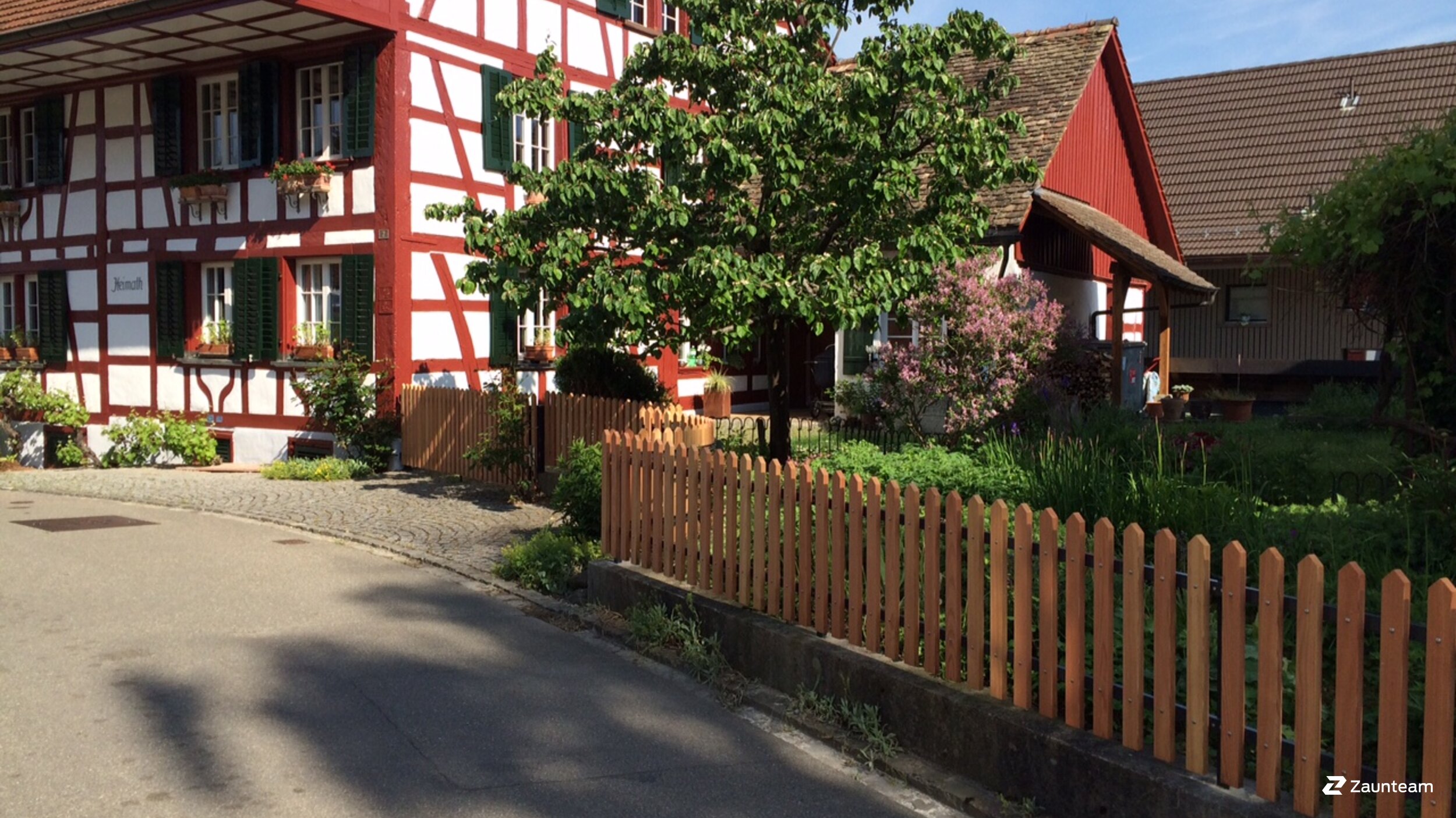 Staketenzaun aus dem 2016 in 8460 Marthalen Schweiz von Zaunteam Neftenbach.