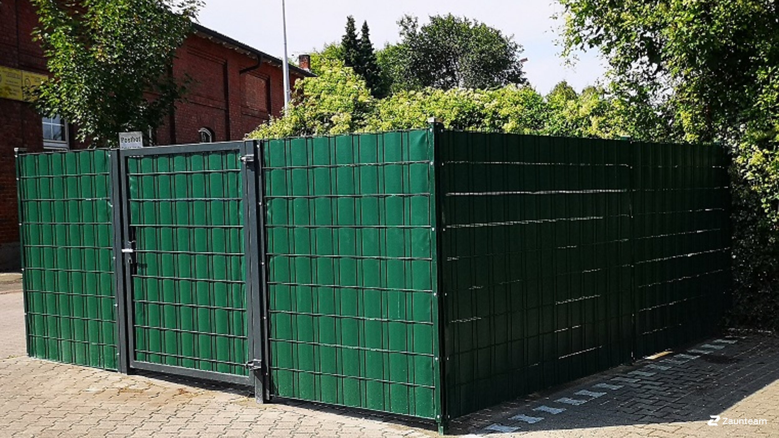 Protection brise-vue en tressage de 2018 à 21335 Lüneburg Allemagne de Franchise AG.