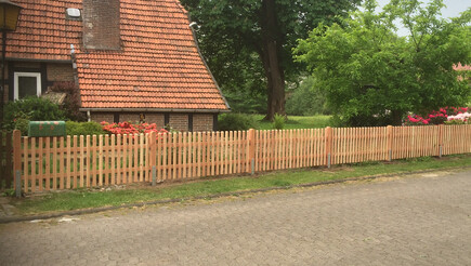 Clôtures en bois de 2016 à 27321 Morsum Allemagne de Zaunteam Weser-Wümme.