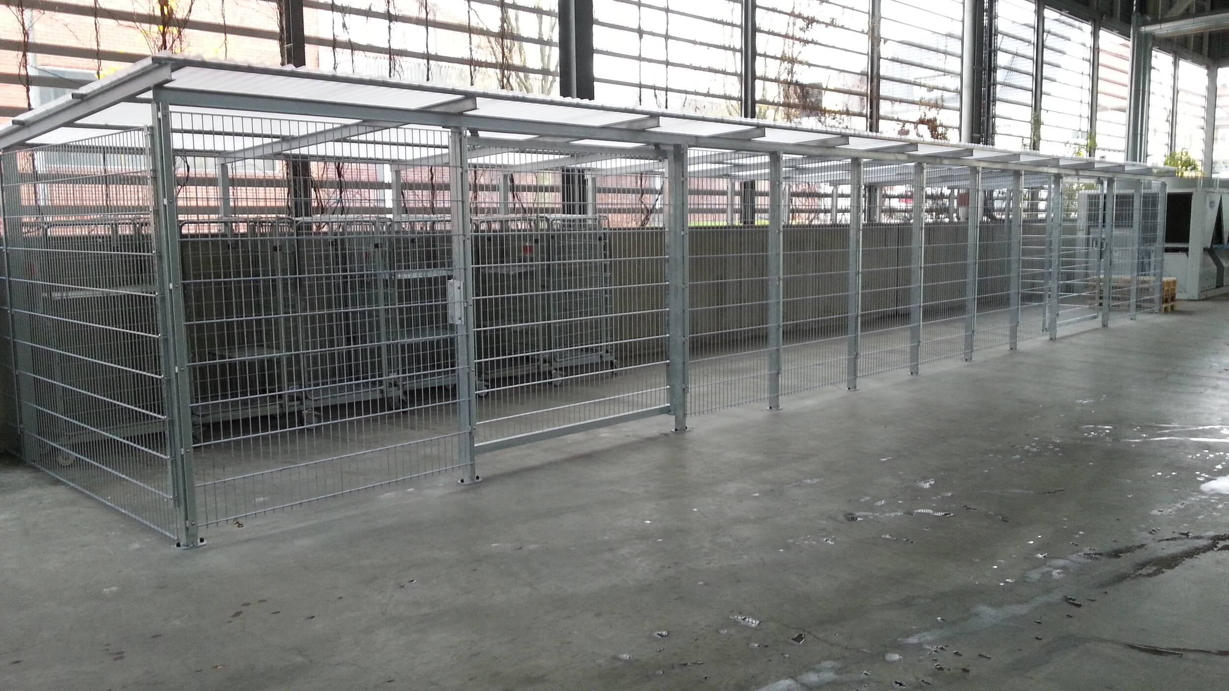 Trennwand für Keller- und Lagerabsperrungen