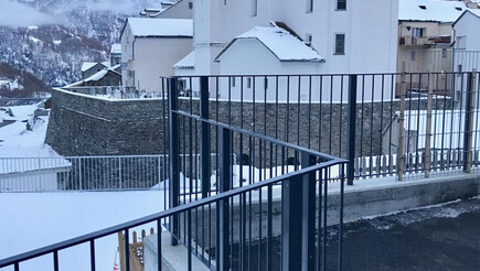 Geländer und Handläufe aus dem 2018 in 3907 Simplon Dorf Schweiz von Zaunteam Wallis / Swissclôture Valais.