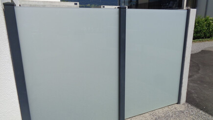 Protection brise-vue vitrée de 2018 à 3380 Wangen aAare Suisse de Zaunteam Mittelland GmbH.