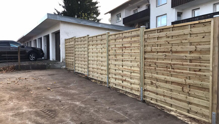 Protection brise-vue en bois de 2019 à 87527 Sonthofen Allemagne de Zaunteam Allgäu.