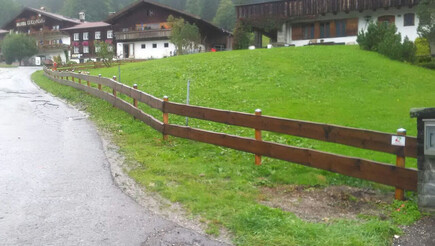 Clôture ranch de 2017 à 87541 Unterjoch Allemagne de Zaunteam Allgäu.