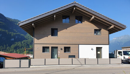 WPC Sichtschutz aus dem 2021 in 3855 Brienz Schweiz von Zaunteam Berner Oberland.