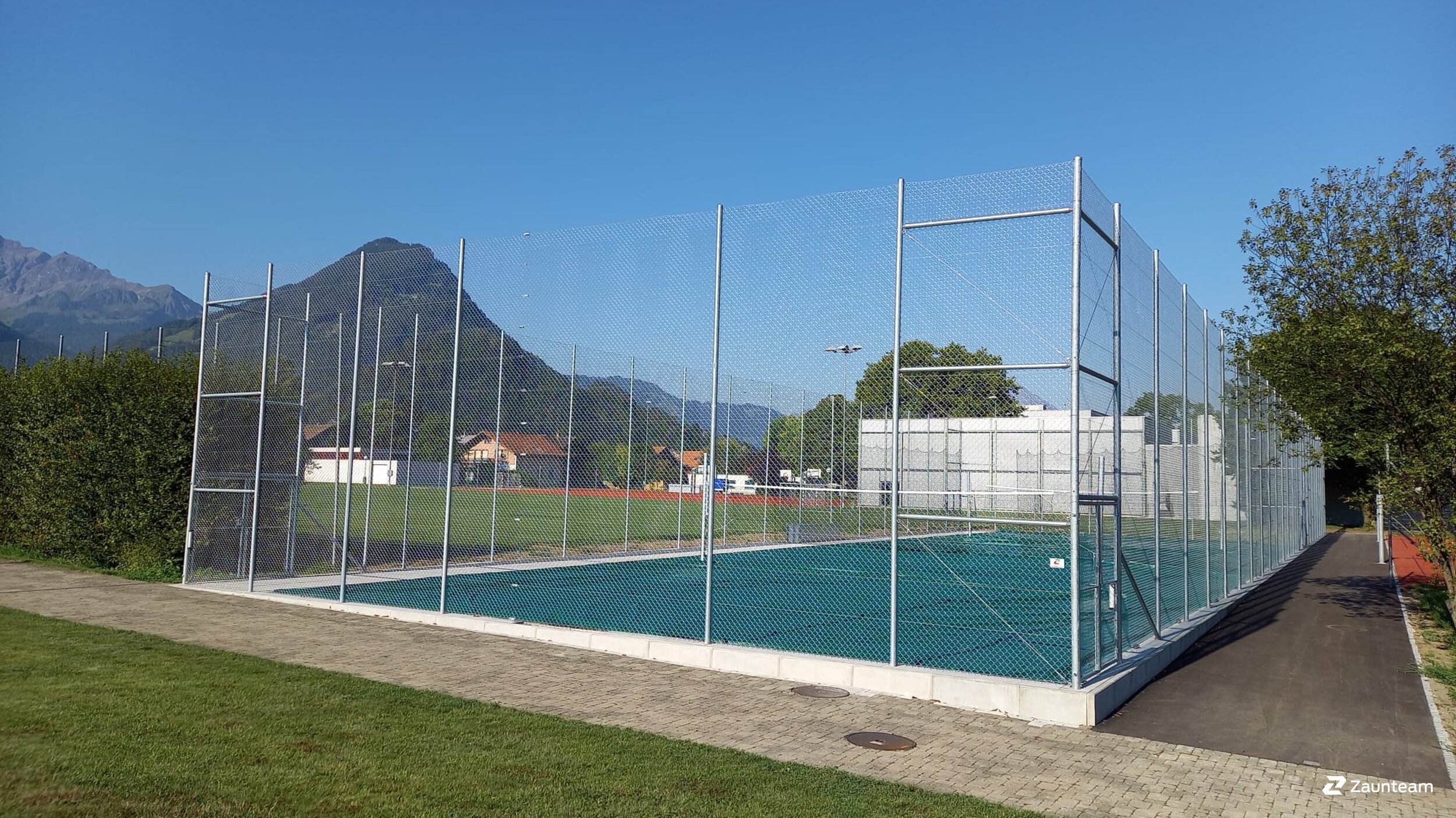 Clôture pare-ballon de 2022 à 3800 Interlaken Suisse de Zaunteam Daniel Frutiger AG.