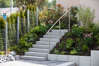 Handläufe und Geländer dienen als Absicherung für den Garten, Balkone, Terrassen und Treppenaufgänge und Abgänge. | © Zaunteam