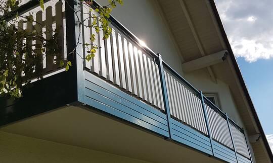 Balkongeländer Treppengeländer  Balkon Geländer Aluminium 